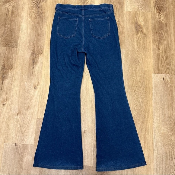 High Rise Stretchy Flare Jegging size L - Picture 2 of 6